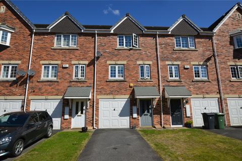 Castle Lodge Court, Rothwell, Leeds... 3 bed townhouse for sale