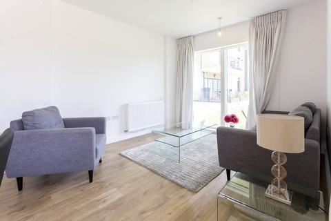 Magellan Boulevard, Gallions Reach, E16 2 bed apartment for sale