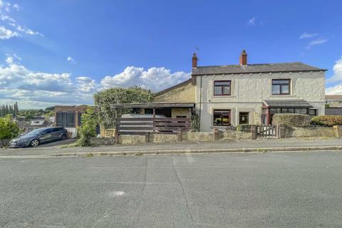 Hollinbank Lane, Heckmondwike 3 bed detached house for sale