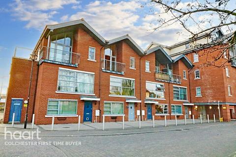 Rotary Way, Colchester 3 bed apartment for sale