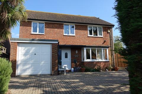 Paddock Lane, Selsey 4 bed detached house for sale