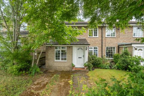 Green Park Close, Winchester... 3 bed semi