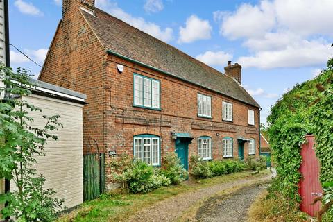 Staple Street, Hernhill, Faversham, Kent 4 bed detached house for sale