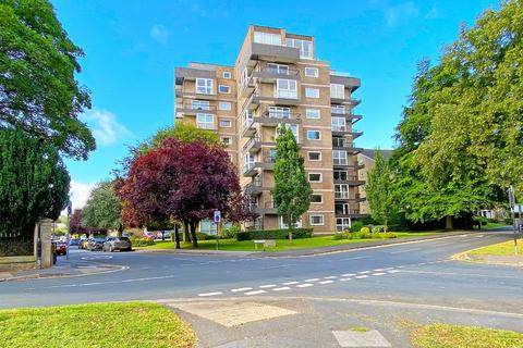 Esplanade Court, St Mary's Walk... 2 bed ground floor flat for sale