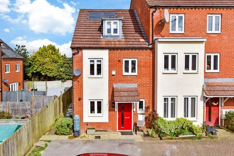 Melrose Close, Maidstone, Kent 3 bed end of terrace house for sale