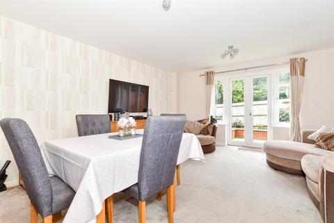 Melrose Close, Maidstone, Kent 3 bed end of terrace house for sale
