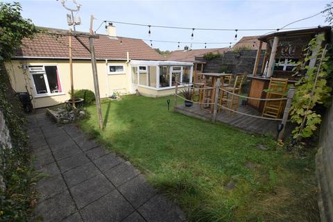 3 bedroom semi-detached bungalow for sale