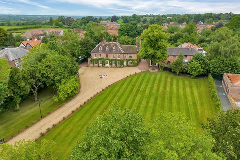 Kneeton Road, East Bridgford 7 bed character property for sale