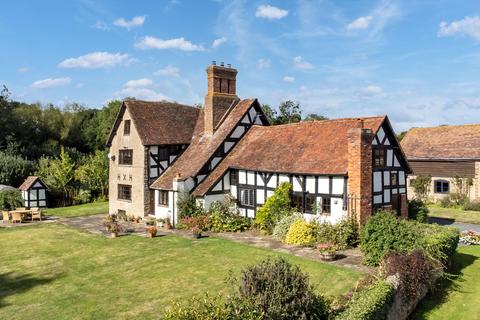 Eudon George, Bridgnorth, Shropshire... 5 bed detached house for sale