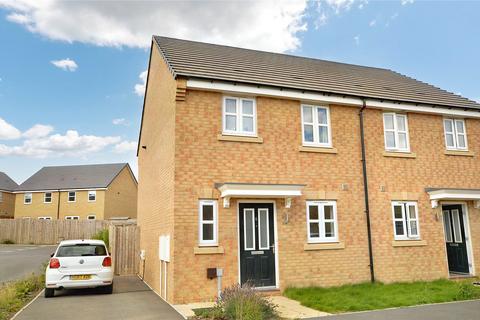 Eccleshall Grove, Springwood Park... 3 bed semi
