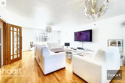 Lawrie Park Avenue, London 6 bed detached house for sale