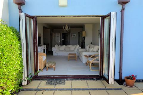 Hillside Park, Aberdovey LL35 2 bed apartment for sale