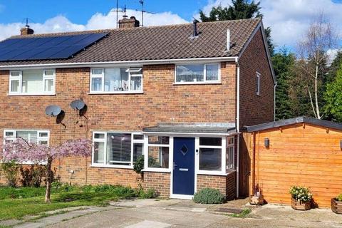Carpenters, Billingshurst, West... 3 bed semi