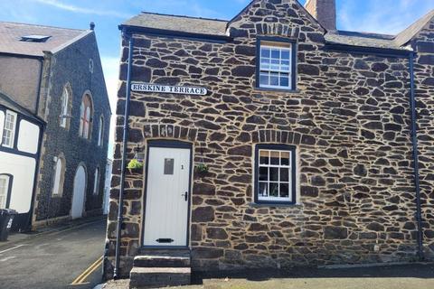 Erskine Terrace, Conwy 2 bed terraced house for sale