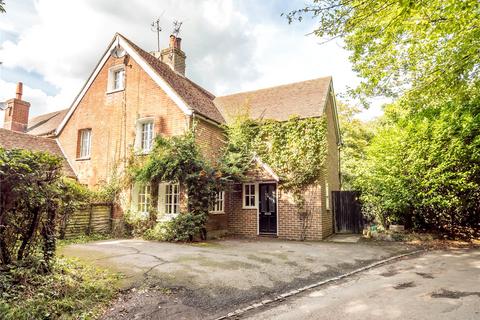 Swainham Lane, Crowhurst 3 bed semi