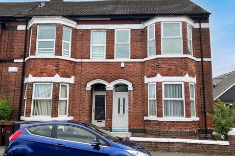 4 bedroom end of terrace house for sale