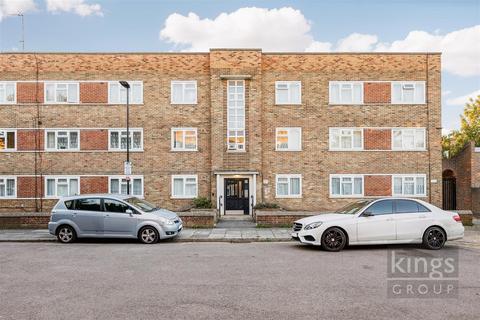 Devon Close, London 3 bed flat for sale