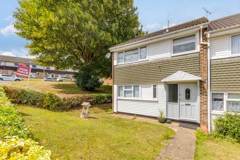 The Close, Codicote, Hertfordshire, SG4 3 bed end of terrace house for sale