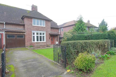 Oxford Road, Banbury 4 bed semi