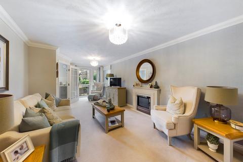 Wratten Road West, Hitchin, SG5 2 bed apartment for sale