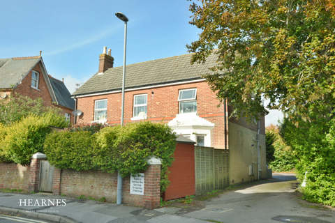 New Borough Road, Wimborne, Dorset... 1 bed apartment for sale