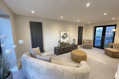 4 Scalby View Apartments, Hackness... 2 bed flat for sale