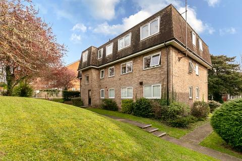 South Park Hill Road, SOUTH CROYDON... 1 bed apartment for sale