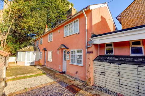 4 bedroom cottage for sale