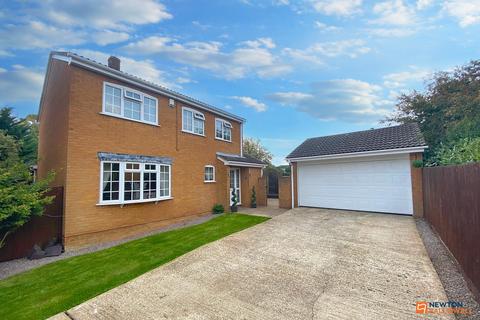 Dunsberry, Bretton, Peterborough, PE3 4 bed detached house for sale