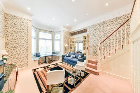 Onslow Gardens, London 1 bed flat for sale