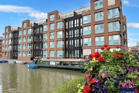 The Barge Arm, Gloucester Docks... 1 bed apartment for sale