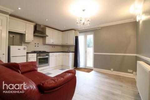 School Lane, Maidenhead 1 bed maisonette for sale