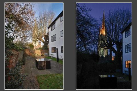 Church Close, Louth LN11 9LR 2 bed ground floor flat for sale