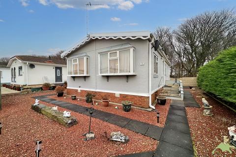Carr Bridge Residential Park, Blackpool 2 bed park home for sale