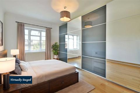 Mill Lane, Kilburn, NW2 3 bed flat for sale