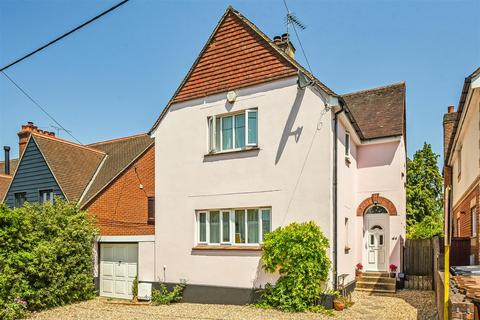 Anton Road, Andover 3 bed detached house for sale