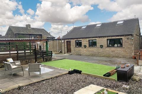 Huddersfield Road, Shelley... 3 bed detached bungalow for sale