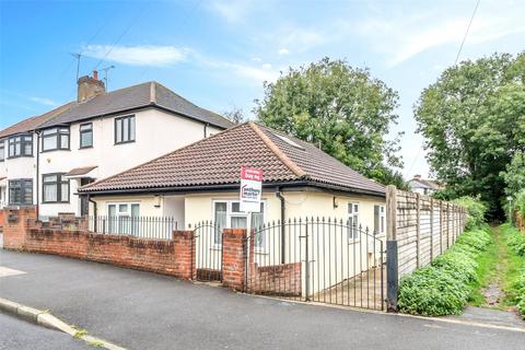 Old Road, Crayford, Kent, DA1 4 bed bungalow for sale