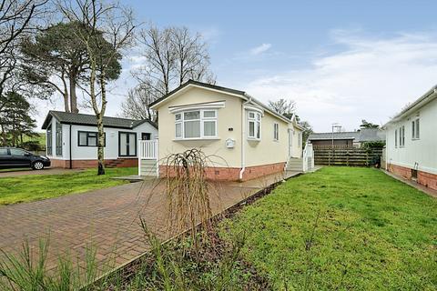 2 bedroom park home for sale