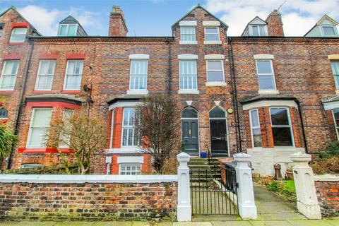 Waterloo Road, Waterloo, Liverpool, L22 6 bed terraced house for sale