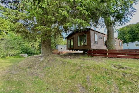 2 bedroom lodge for sale