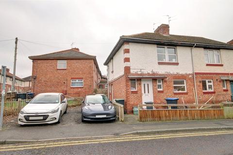 5 bedroom semi-detached house for sale