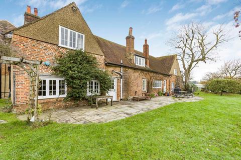 Bulls Lane, North Mymms, AL9 5 bed farm house for sale