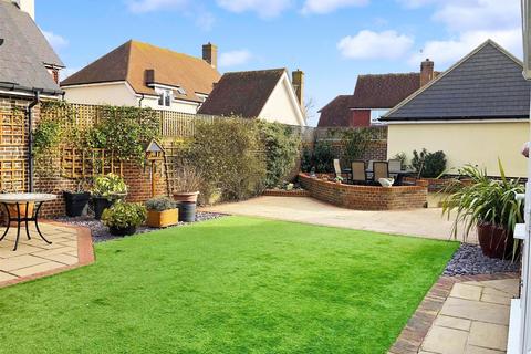 Foreland Heights, Broadstairs, Kent 5 bed detached house for sale