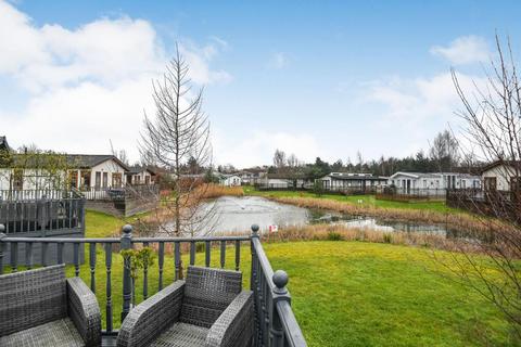 Carnoustie Court, Tydd St Giles... 2 bed lodge for sale