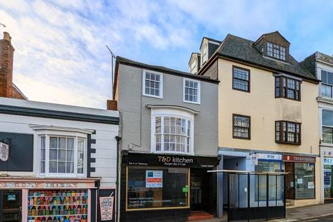 Cross Street, Ryde 2 bed maisonette for sale