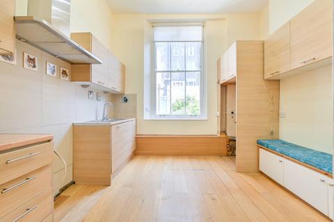 Gloucester Terrace, Bayswater... 3 bed flat for sale