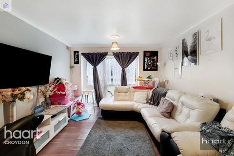 Vivien Court, Croydon 1 bed flat for sale