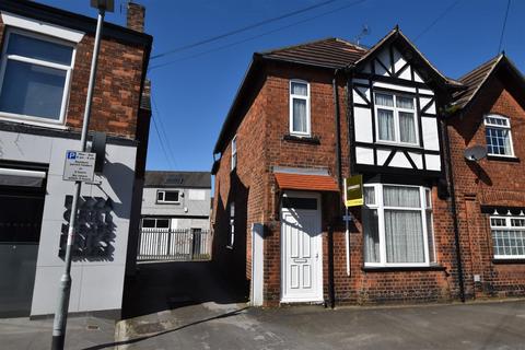 Station Road, Brough 3 bed end of terrace house for sale