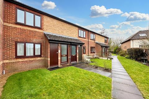 St. Marys Close, Alton, Hampshire 1 bed retirement property for sale